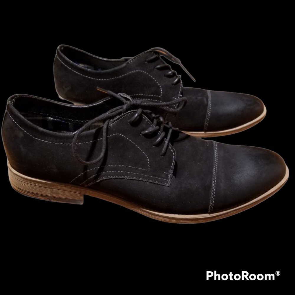 STEVE MADDEN Leather Toe Cap Oxfords (Size 11)